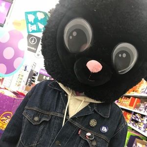 Meet your Posher, Travis